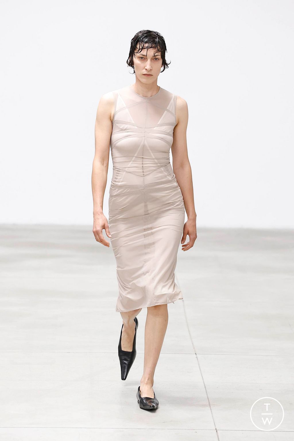 Fashion Week Milan Spring/Summer 2025 look 11 from the Jordanluca collection 男装