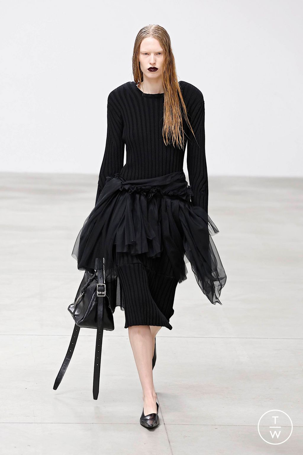 Fashion Week Milan Spring/Summer 2025 look 20 from the Jordanluca collection 男装