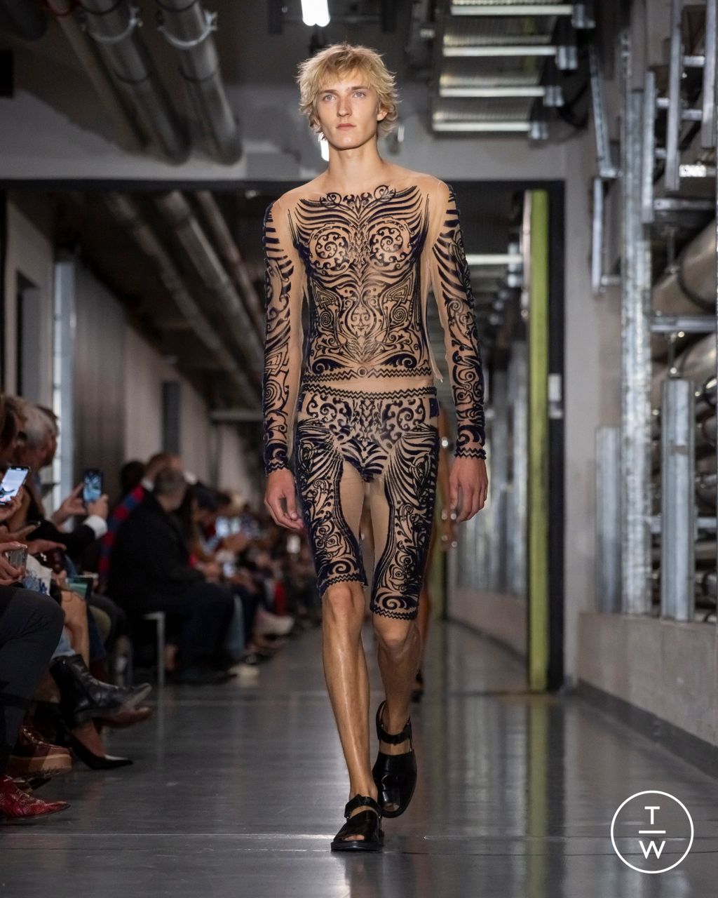 Fashion Week Paris Spring/Summer 2026 look 9 from the Jean Paul Gaultier collection womenswear