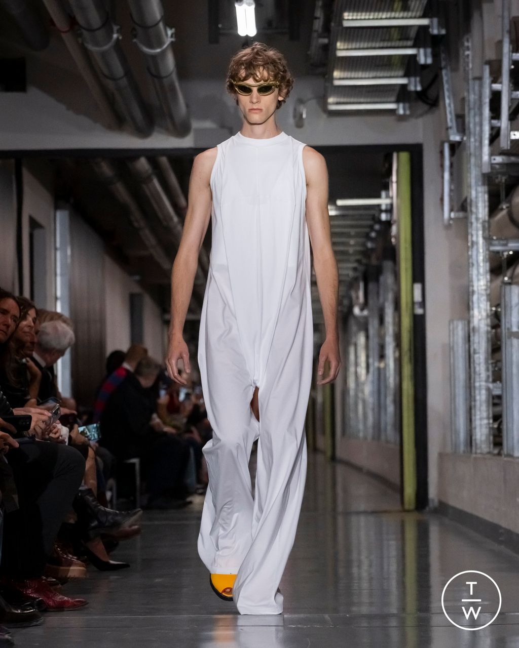 Fashion Week Paris Spring/Summer 2026 look 15 from the Jean Paul Gaultier collection womenswear