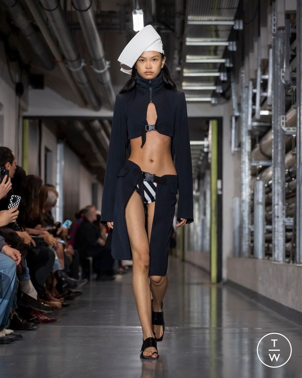 Fashion Week Paris Spring/Summer 2026 look 36 from the Jean Paul Gaultier collection womenswear