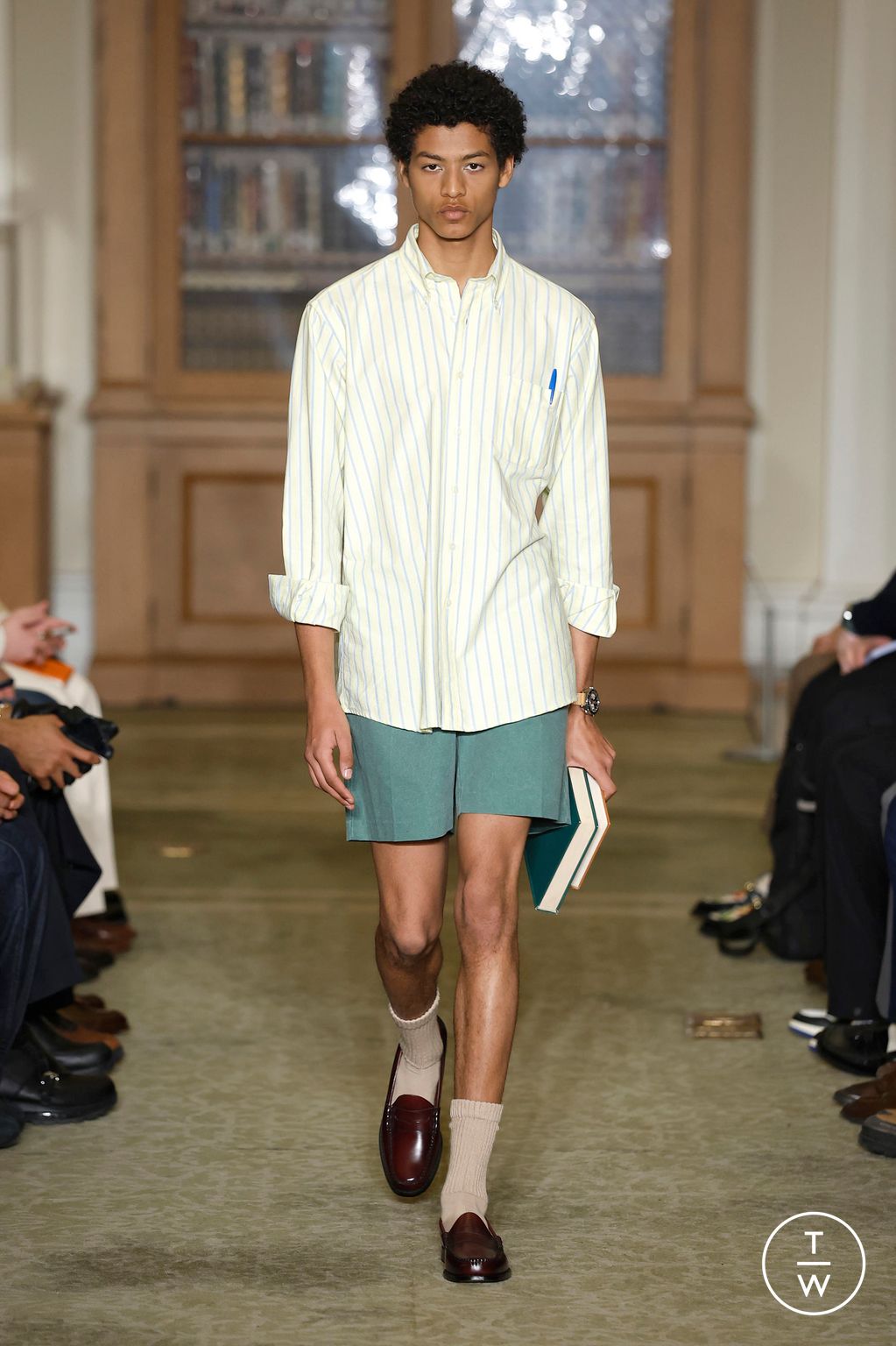 Fashion Week New York Fall/Winter 2026 look 6 de la collection J.Press womenswear