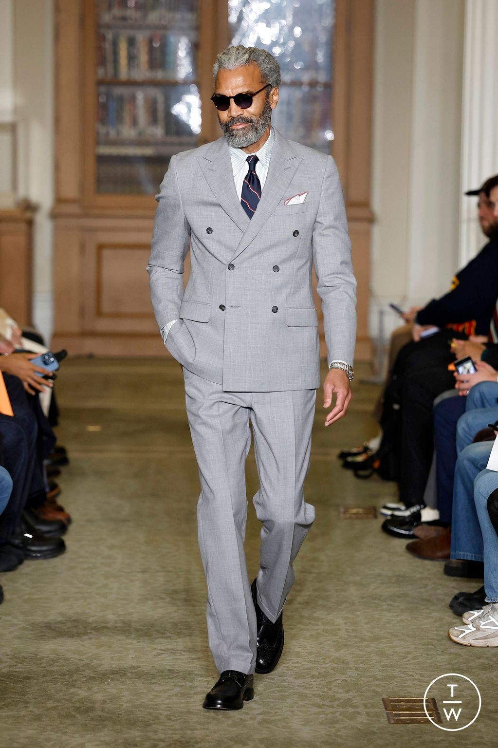Fashion Week New York Fall/Winter 2026 look 24 de la collection J.Press womenswear