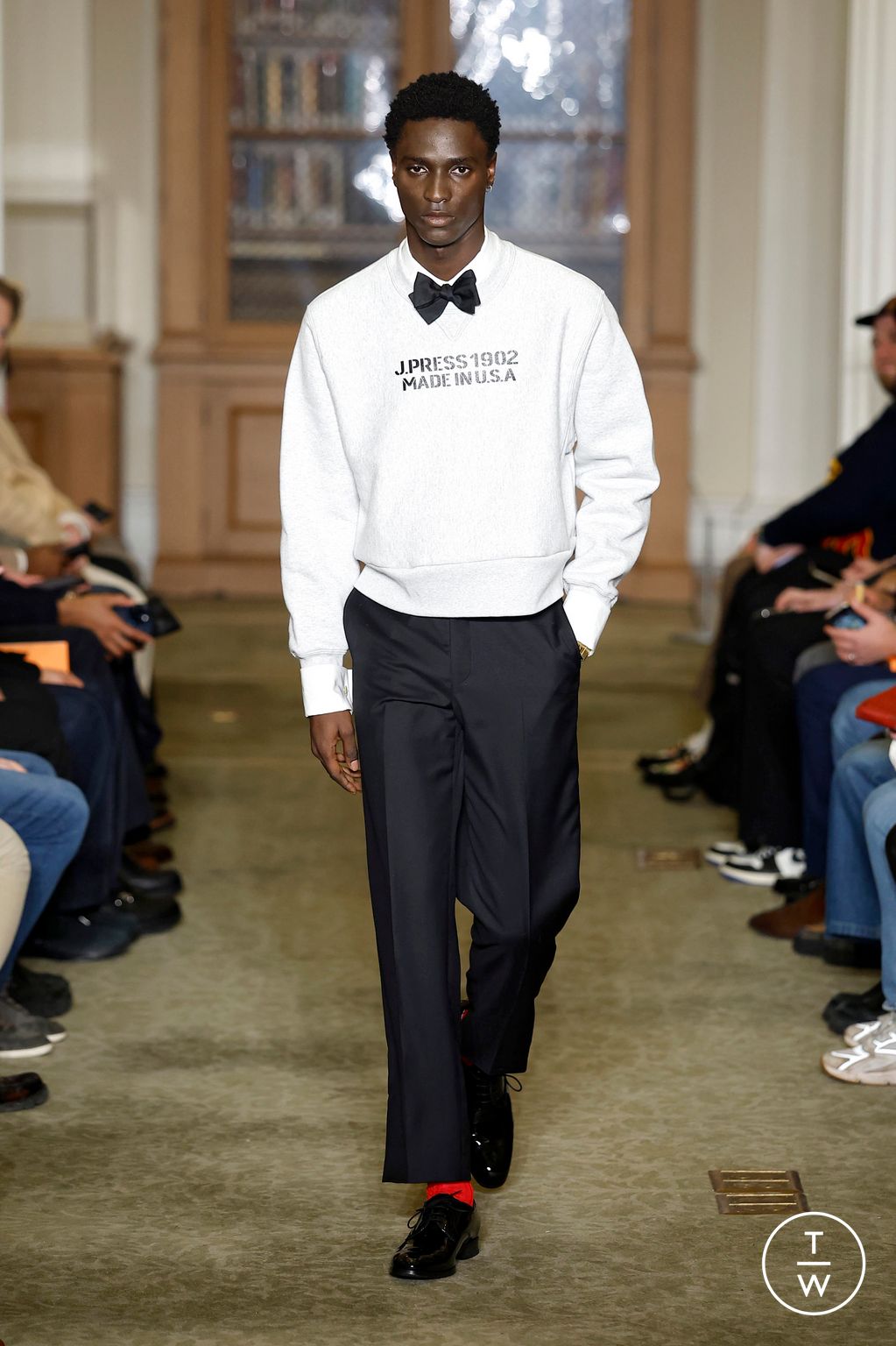 Fashion Week New York Fall/Winter 2026 look 37 de la collection J.Press womenswear