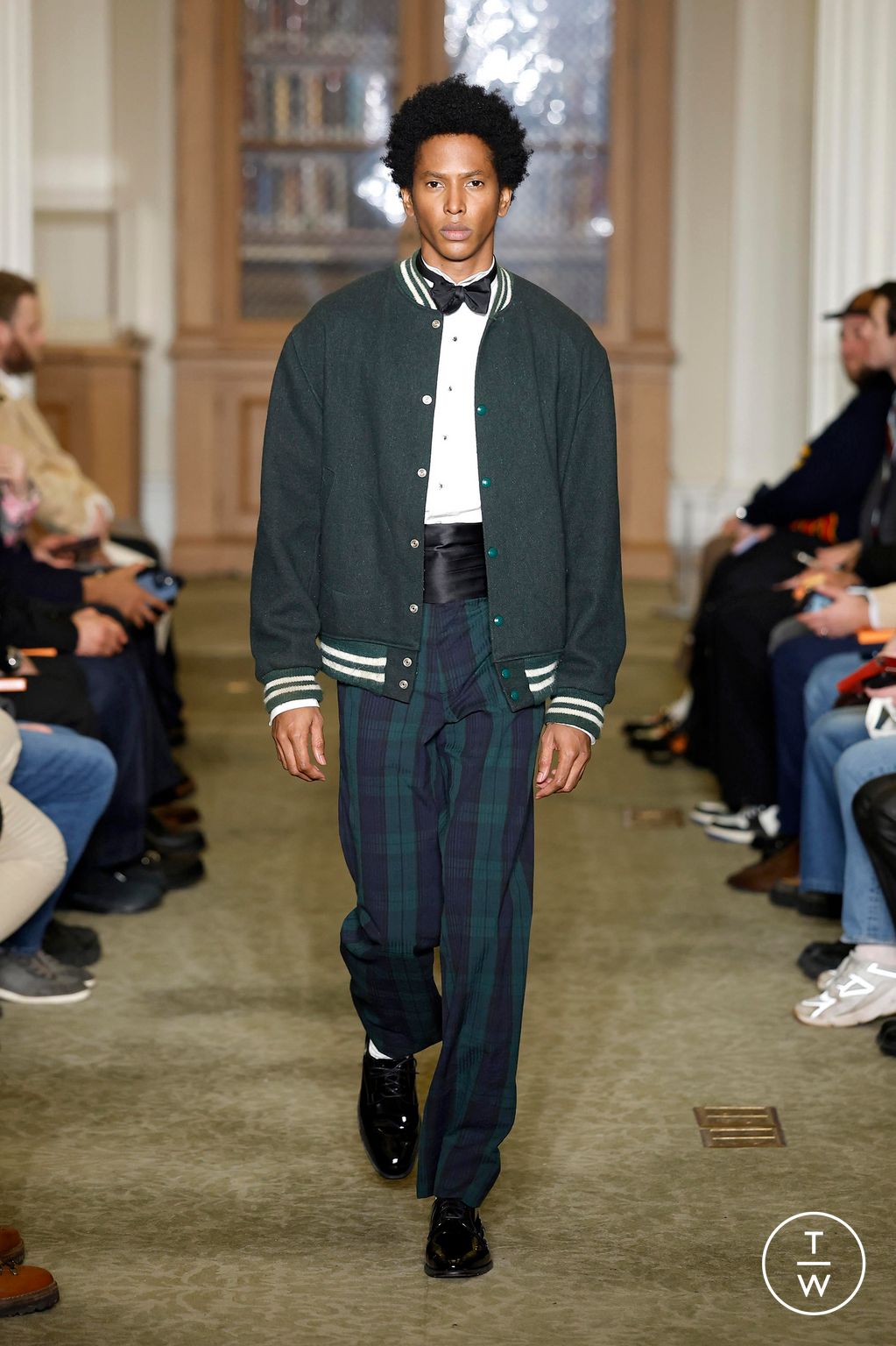 Fashion Week New York Fall/Winter 2026 look 40 de la collection J.Press womenswear