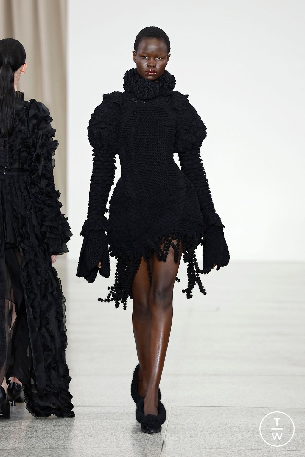 Fashion Week Milan Fall/Winter 2026 look 40 de la collection J.Salinas womenswear