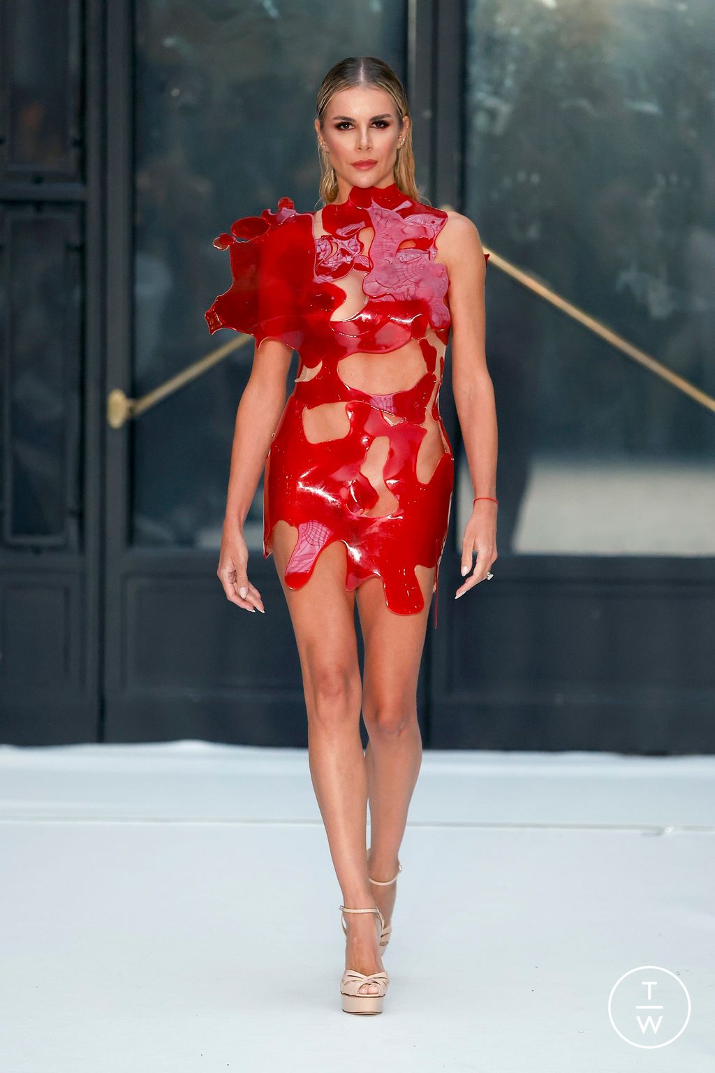Fashion Week Paris Fall/Winter 2024 look 42 from the Juana Martin collection couture