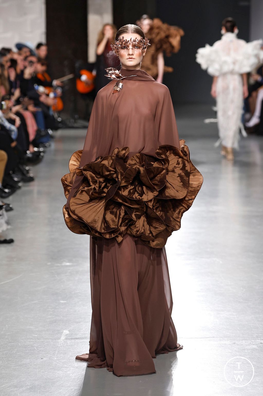 Fashion Week Paris Spring/Summer 2025 look 14 from the Juana Martin collection 高级定制