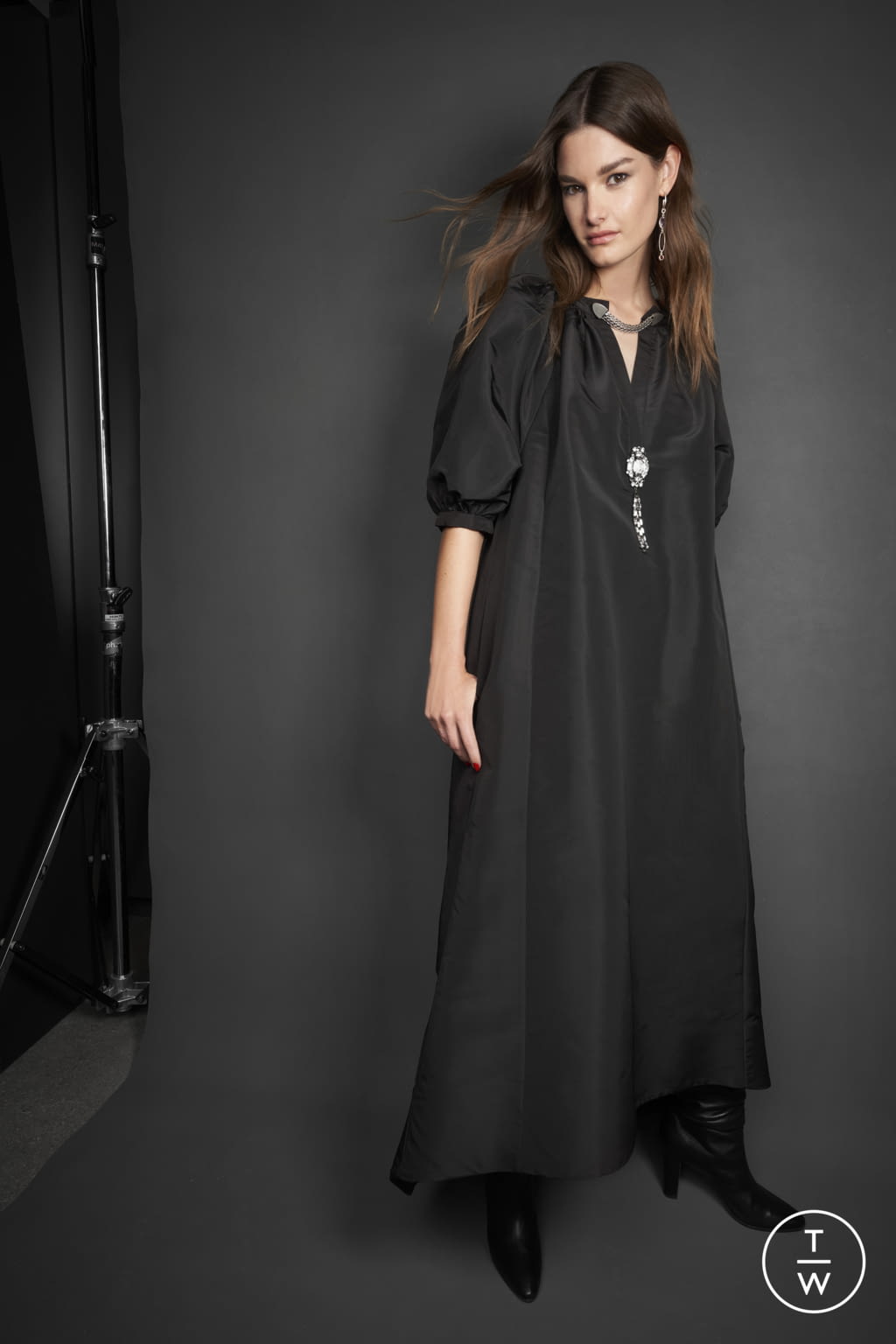 Fashion Week Paris Spring/Summer 2022 look 18 de la collection Julie de Libran couture