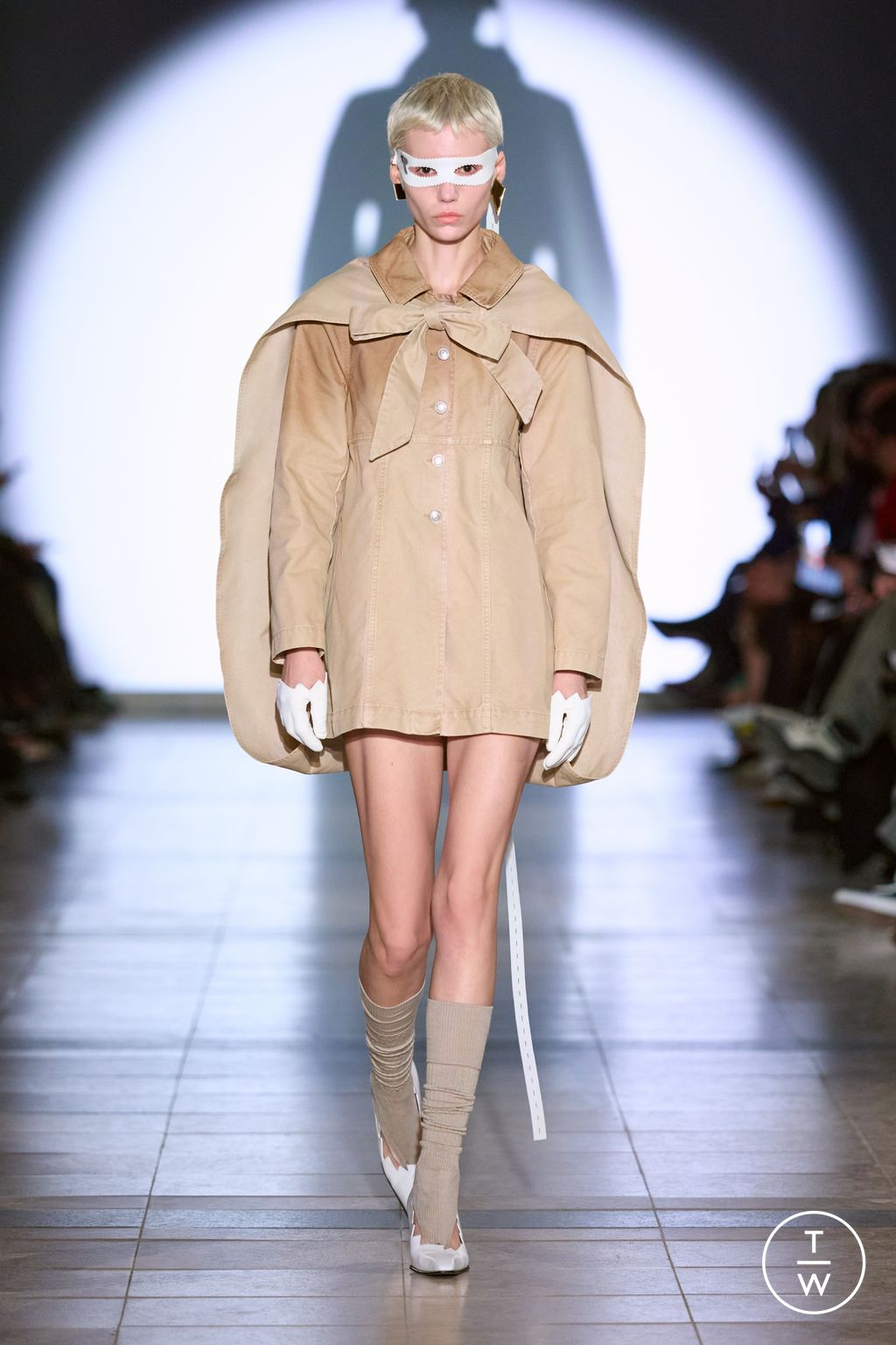 Fashion Week Paris Fall/Winter 2026 look 21 from the Julie Kegels collection womenswear