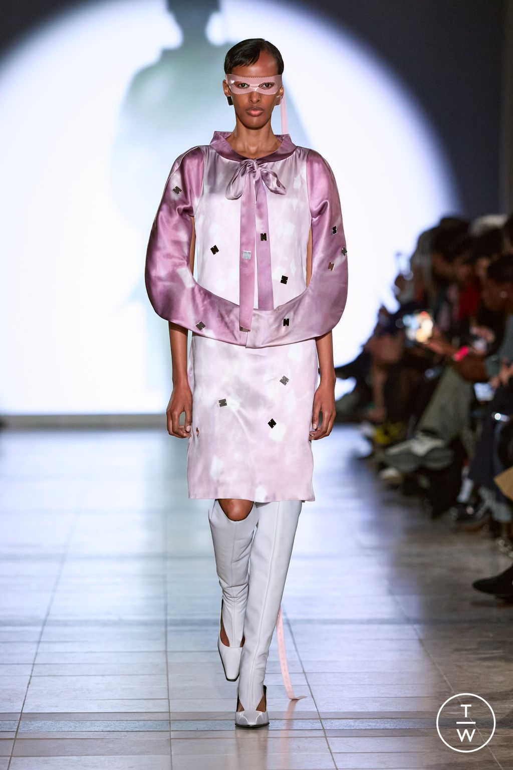 Fashion Week Paris Fall/Winter 2026 look 27 de la collection Julie Kegels womenswear