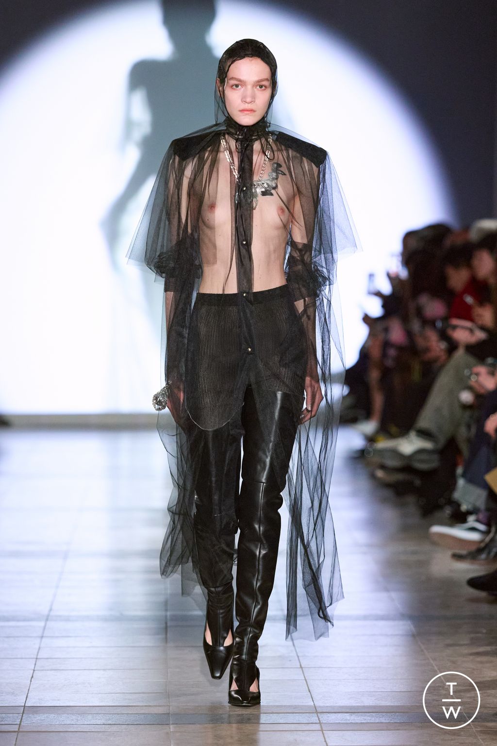 Fashion Week Paris Fall/Winter 2026 look 30 from the Julie Kegels collection womenswear