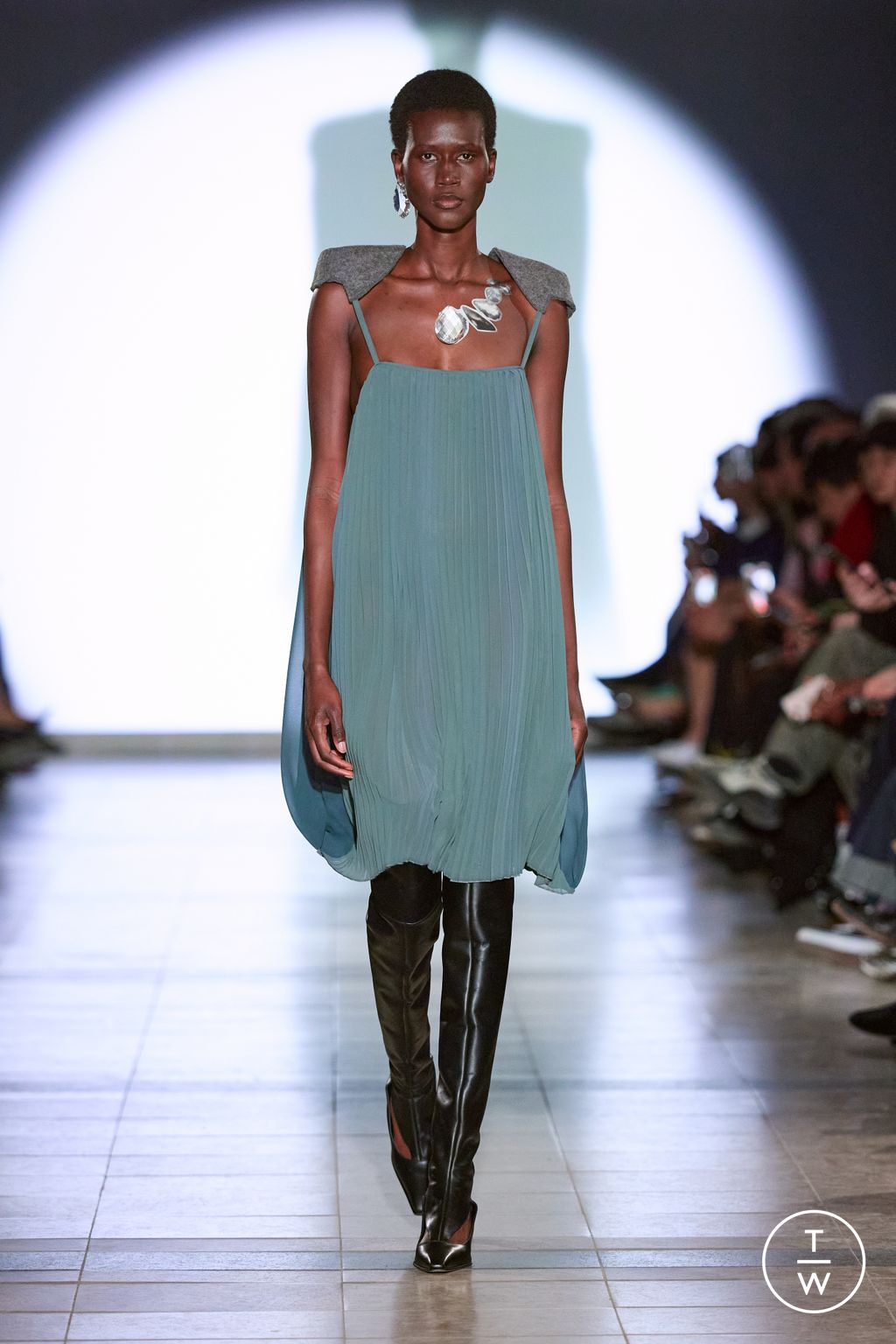 Fashion Week Paris Fall/Winter 2026 look 31 from the Julie Kegels collection womenswear