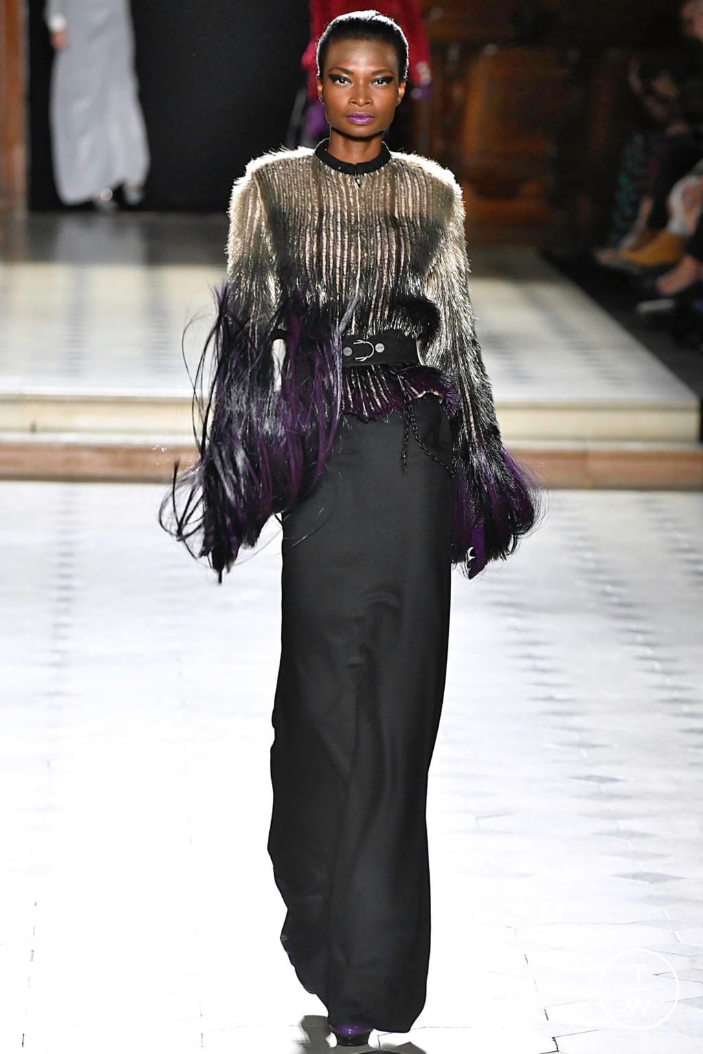 Fashion Week Paris Fall/Winter 2019 look 19 from the Julien Fournié collection 高级定制