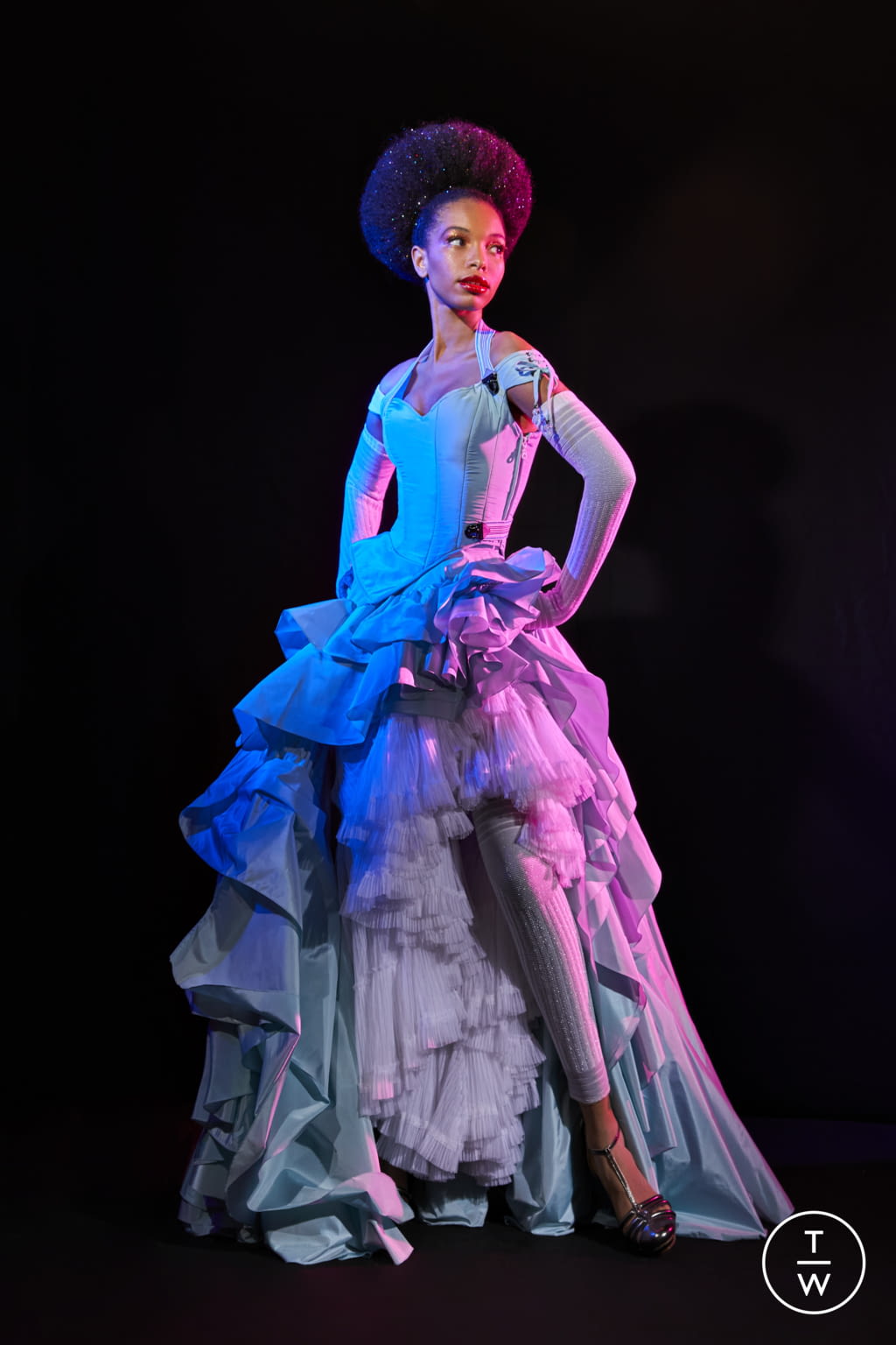 Fashion Week Paris Spring/Summer 2022 look 46 from the Julien Fournié collection couture