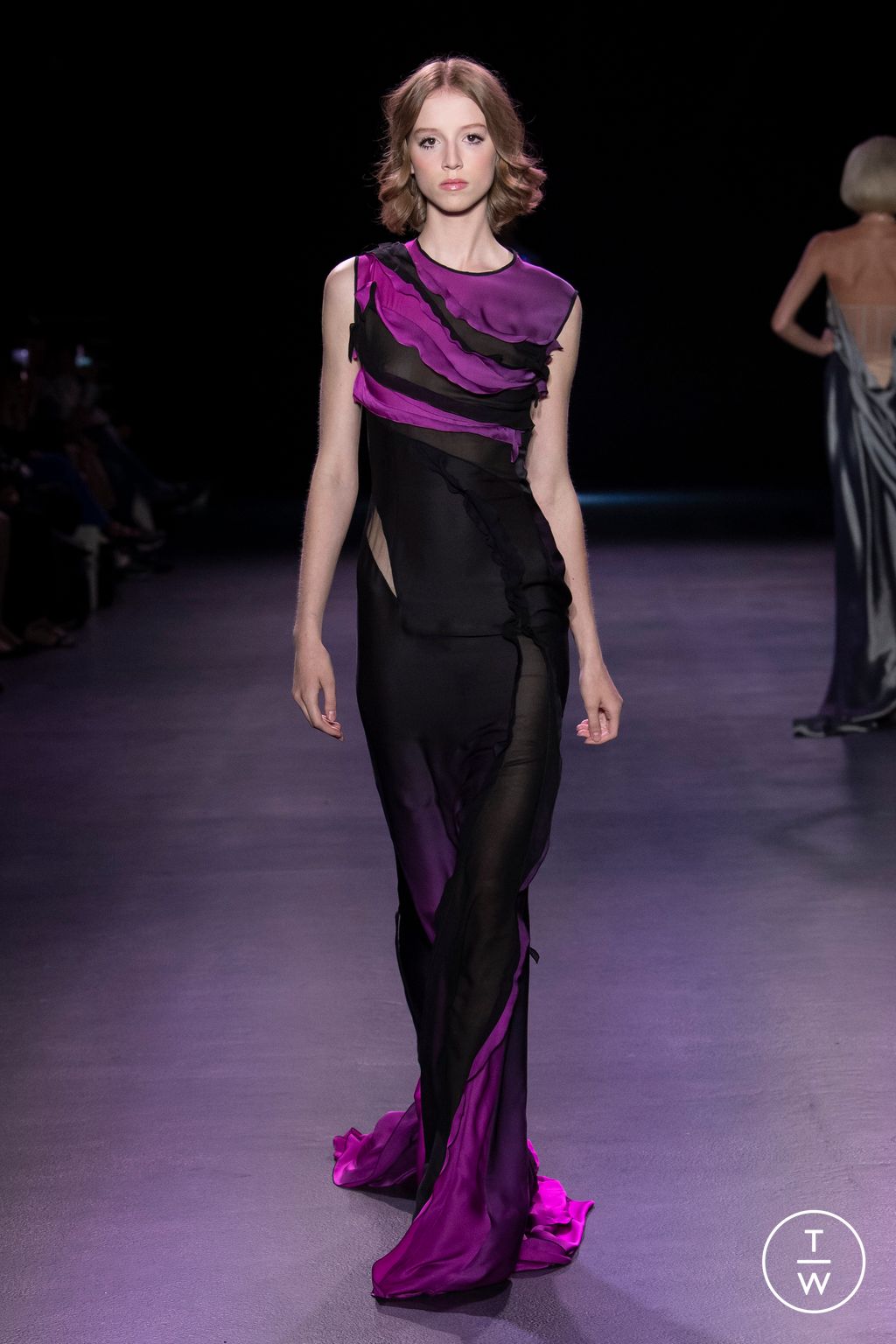 Fashion Week Paris Fall/Winter 2022 look 13 from the Julien Fournié collection 高级定制