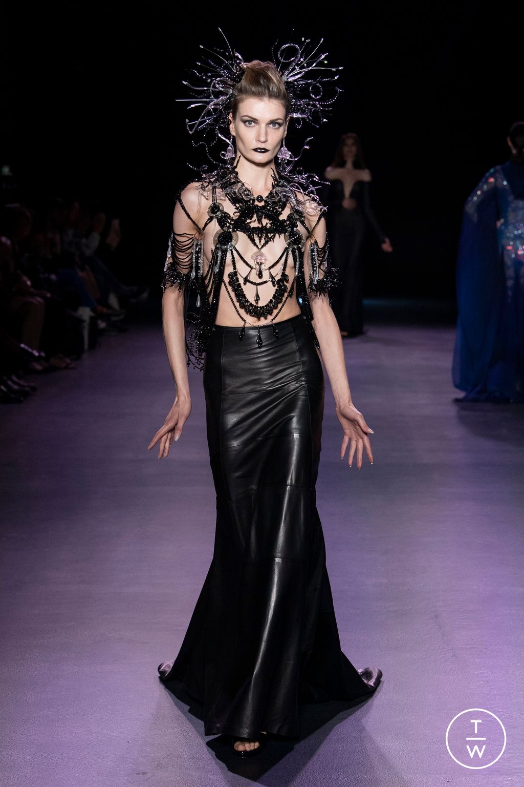 Fashion Week Paris Fall/Winter 2022 look 16 from the Julien Fournié collection couture