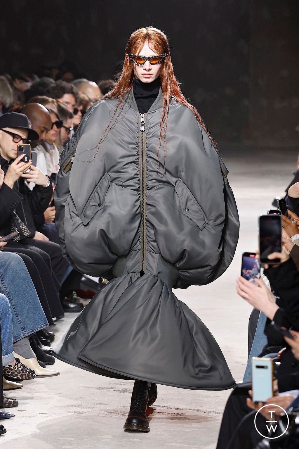 Fashion Week Paris Fall/Winter 2025 look 65 de la collection Junya Watanabe womenswear