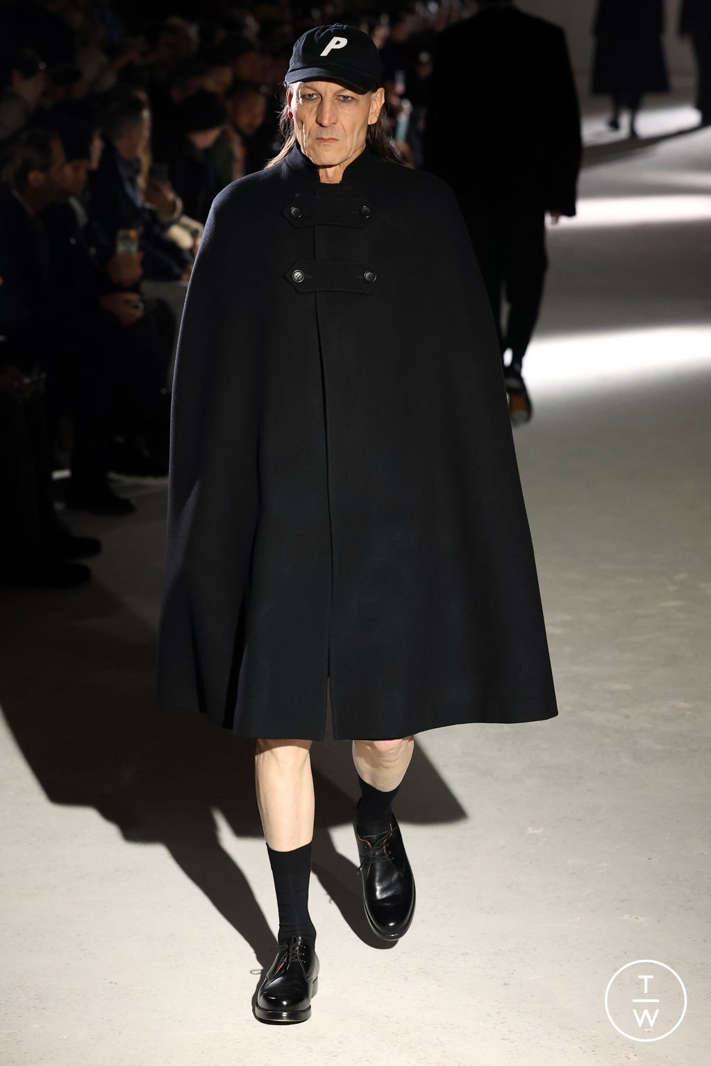 Fashion Week Paris Fall/Winter 2024 look 32 from the Junya Watanabe Man collection menswear