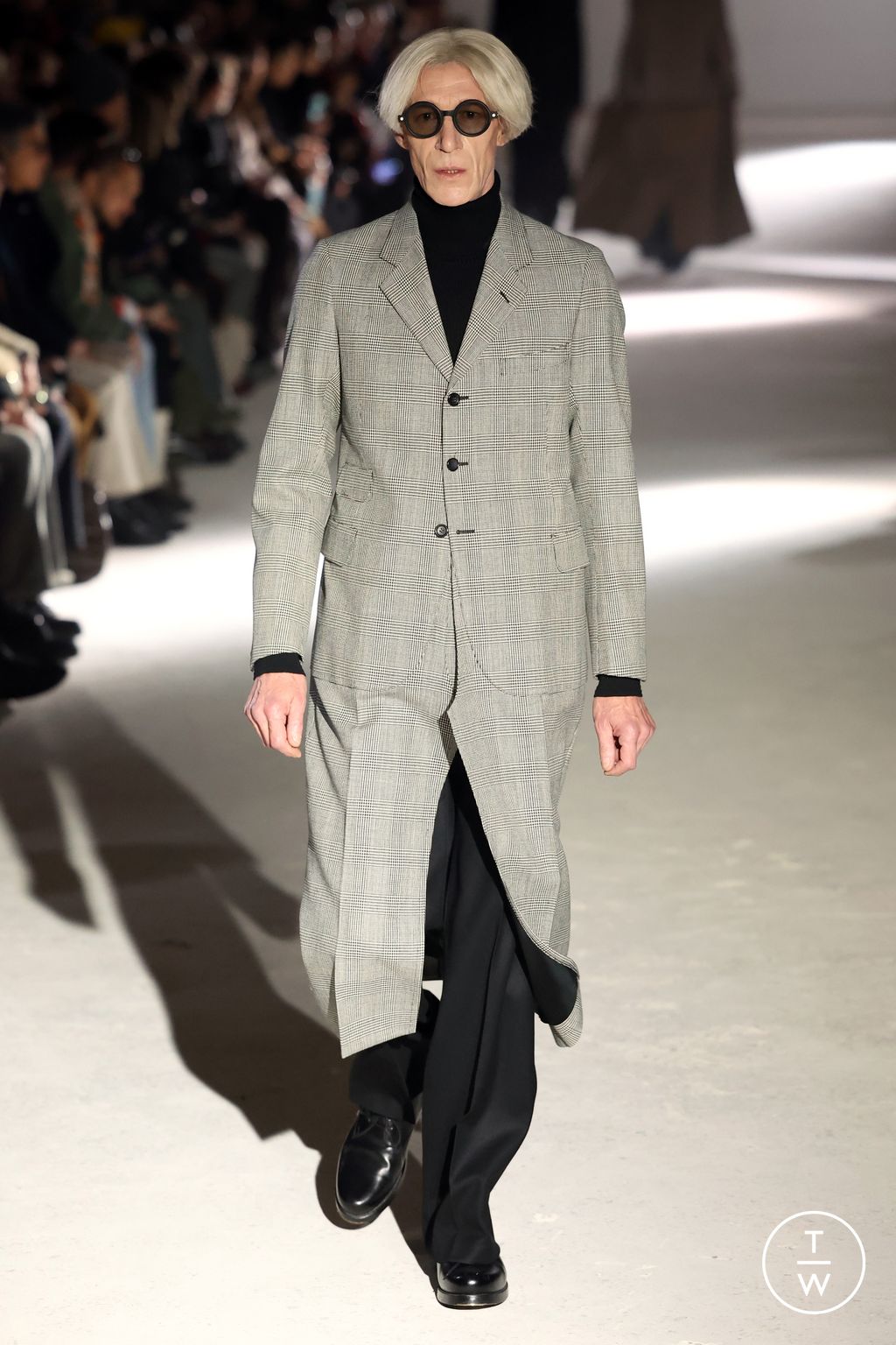 Fashion Week Paris Fall/Winter 2024 look 37 from the Junya Watanabe Man collection menswear