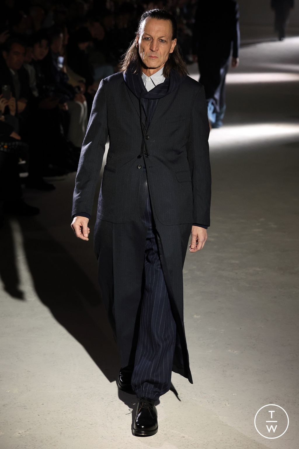 Fashion Week Paris Fall/Winter 2024 look 34 de la collection Junya Watanabe Man menswear