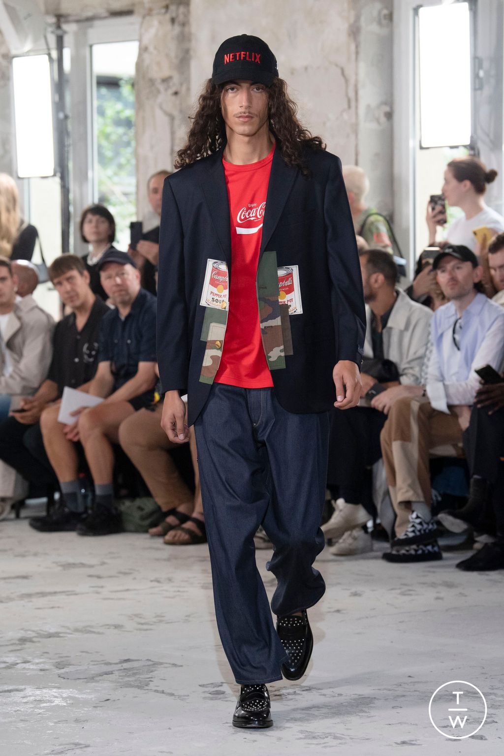 Fashion Week Paris Spring/Summer 2023 look 2 de la collection Junya Watanabe Man menswear