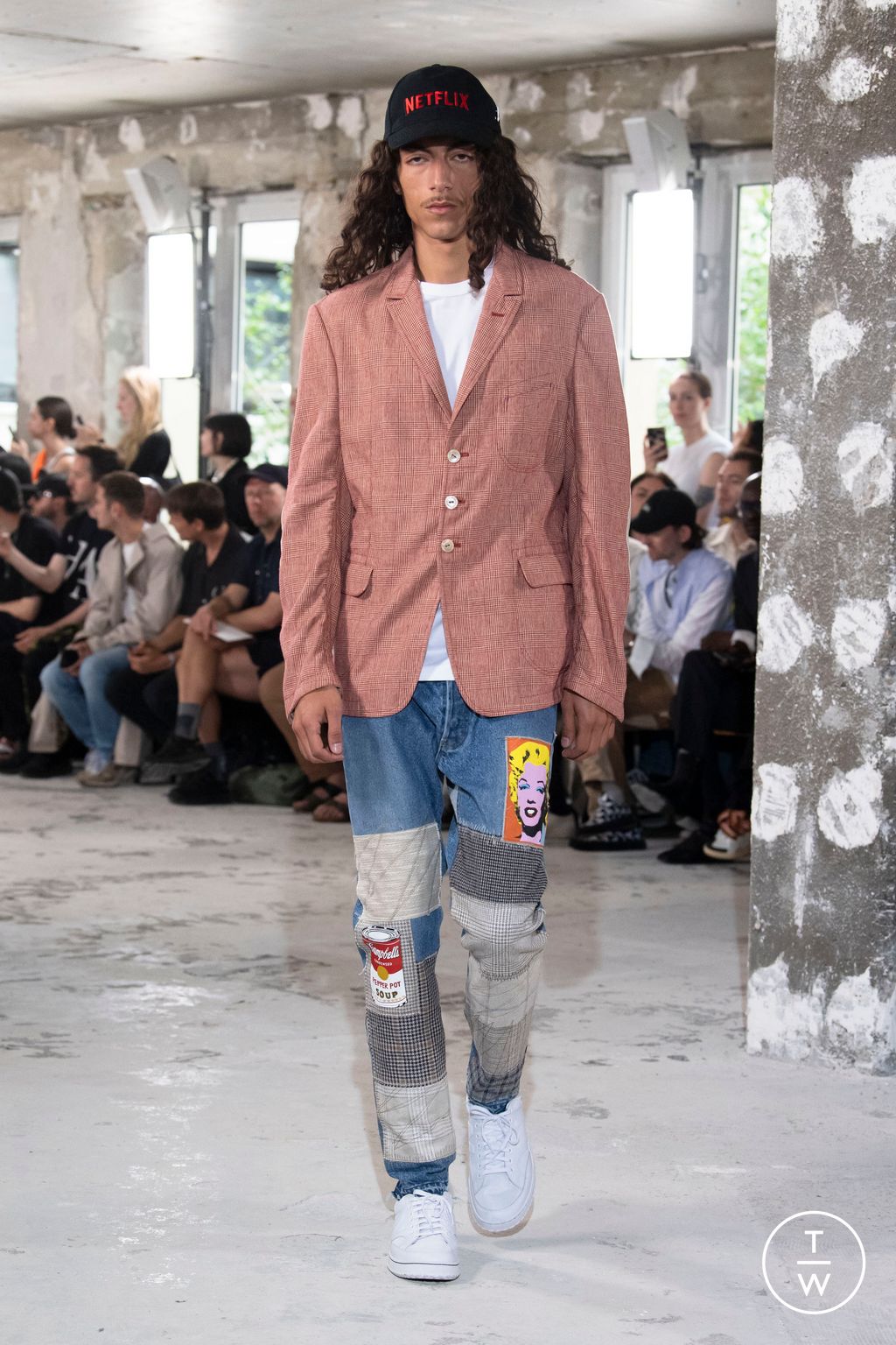 Fashion Week Paris Spring/Summer 2023 look 18 de la collection Junya Watanabe Man menswear