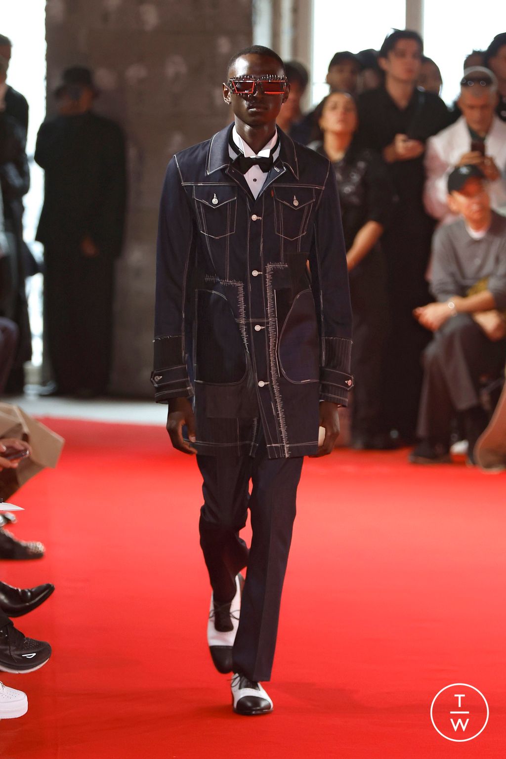 Fashion Week Paris Spring-Summer 2025 look 13 de la collection Junya Watanabe Man menswear