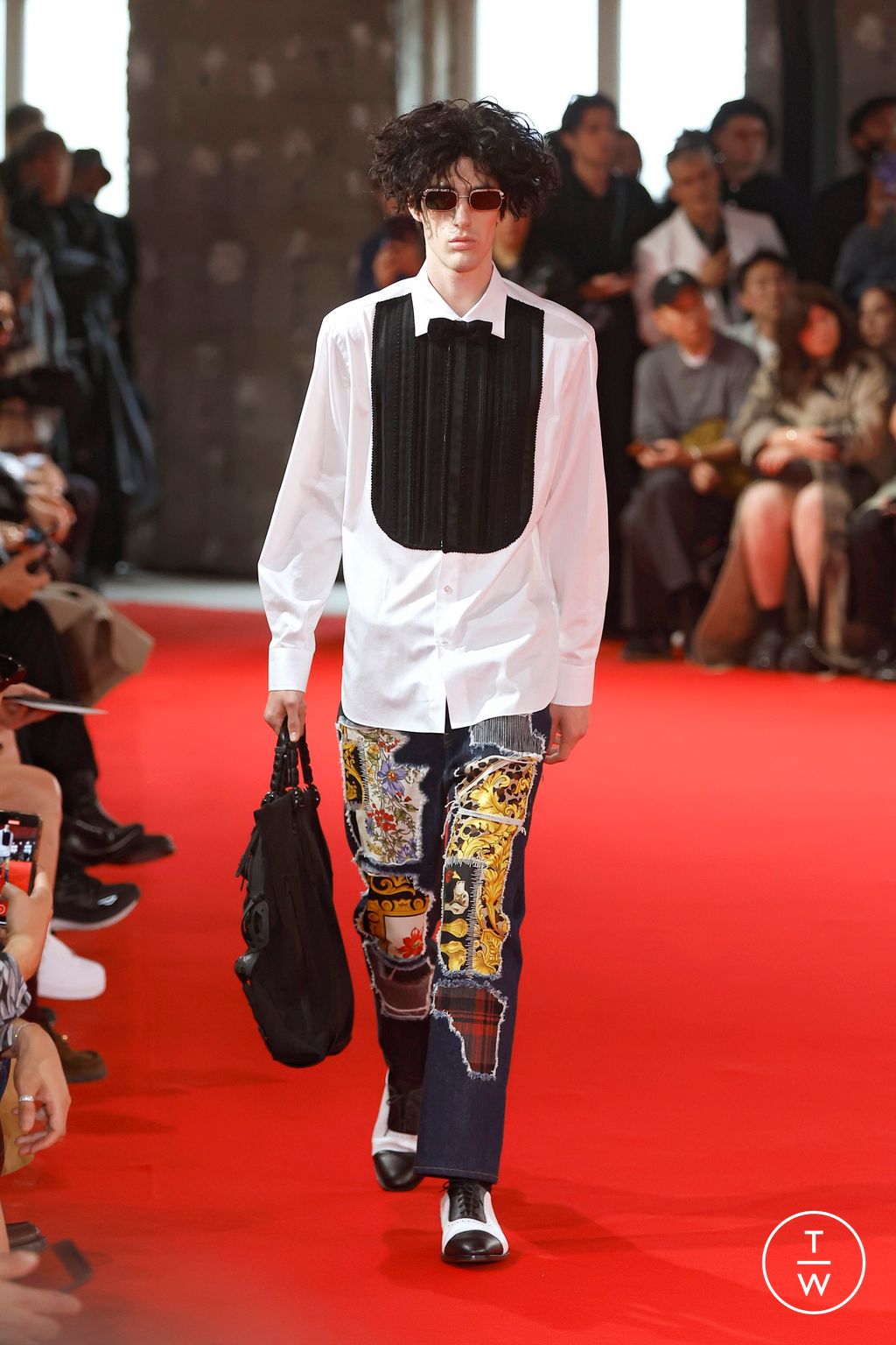 Fashion Week Paris Spring-Summer 2025 look 30 from the Junya Watanabe Man collection menswear