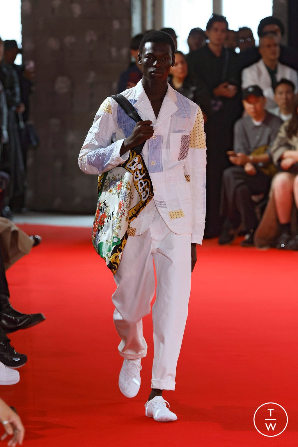 Fashion Week Paris Spring-Summer 2025 look 36 from the Junya Watanabe Man collection menswear