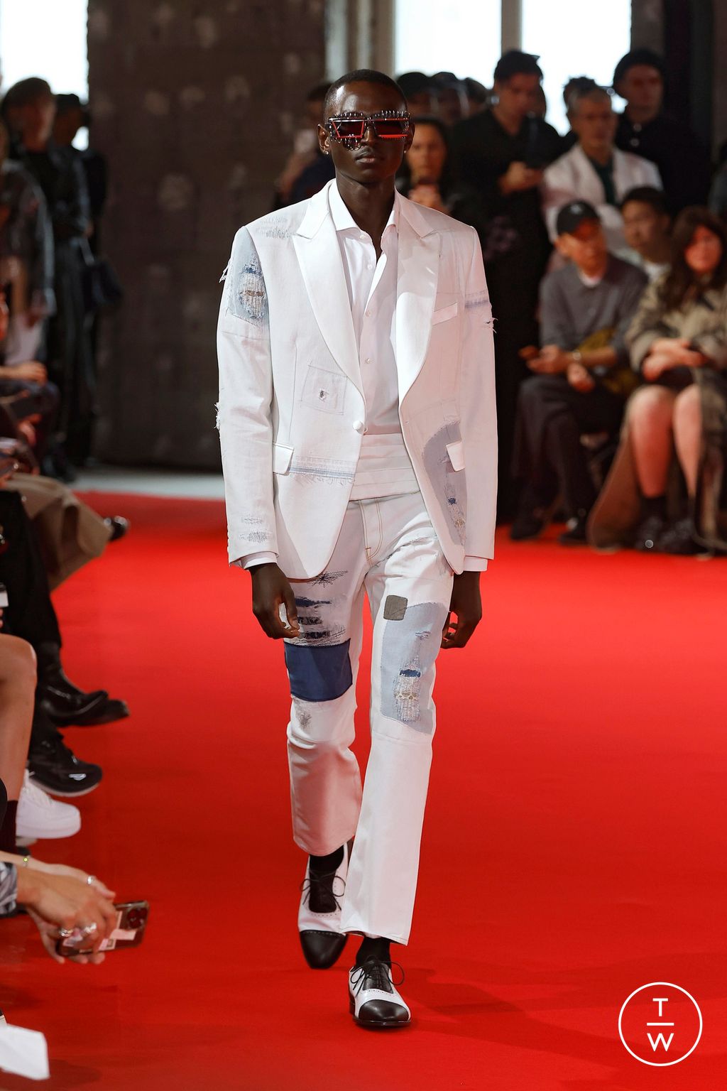 Fashion Week Paris Spring-Summer 2025 look 37 from the Junya Watanabe Man collection menswear