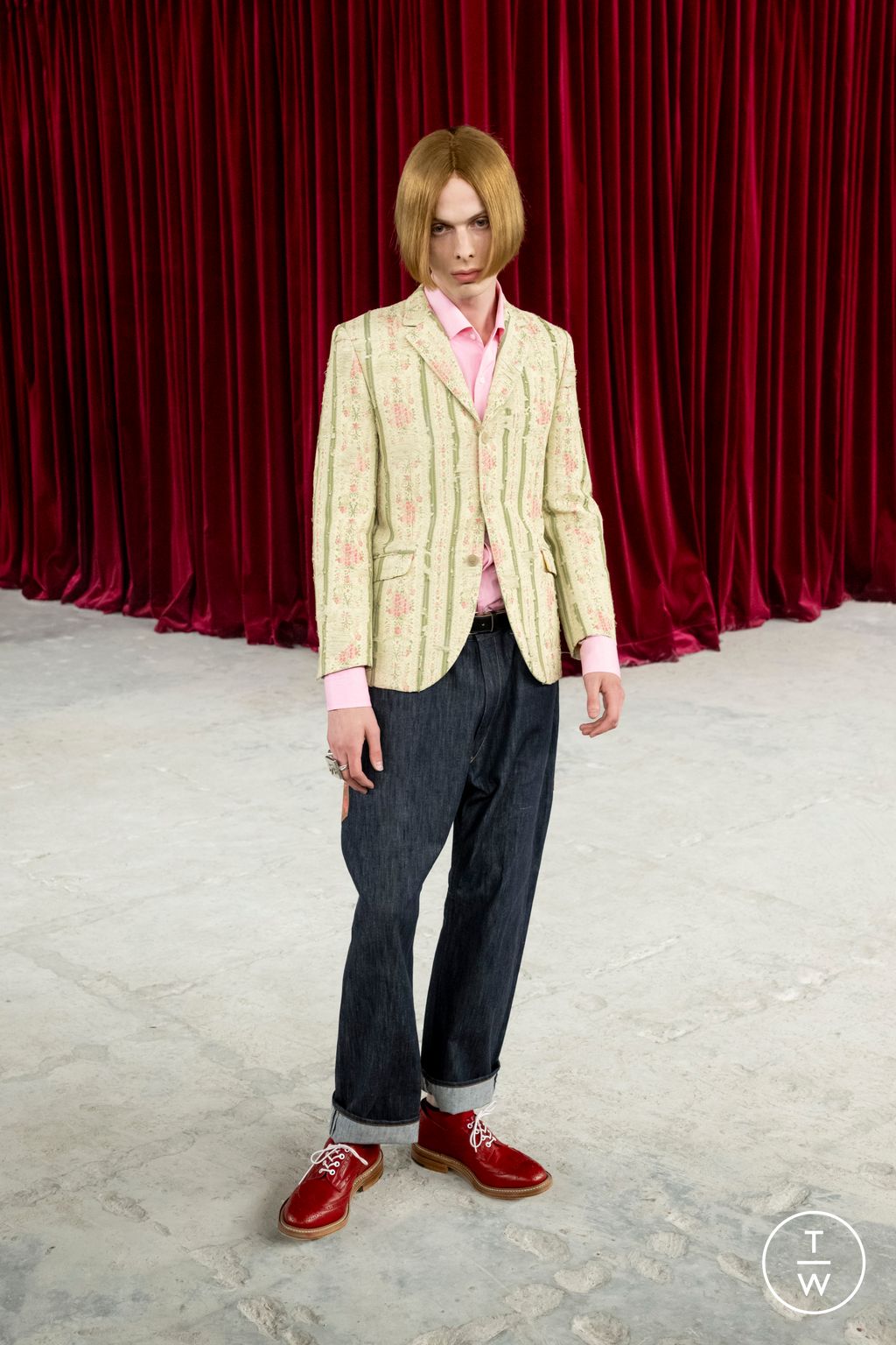 Fashion Week Paris Spring/Summer 2026 look 13 from the Junya Watanabe Man collection menswear
