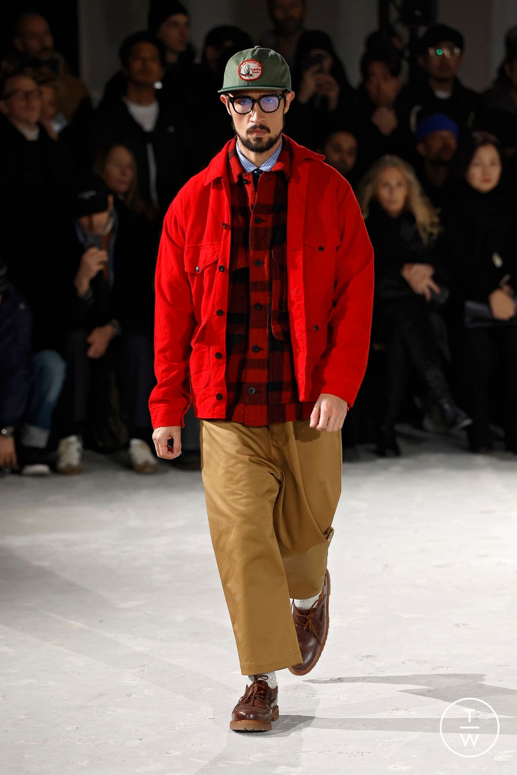 Fashion Week Paris Fall/Winter 2025 look 15 from the Junya Watanabe Man collection 男装