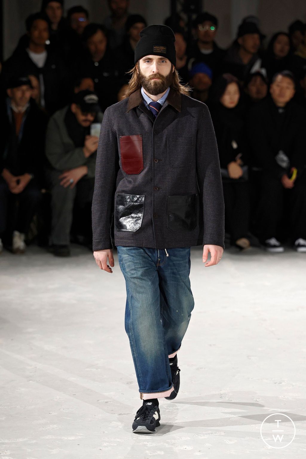 Fashion Week Paris Fall/Winter 2025 look 25 from the Junya Watanabe Man collection 男装