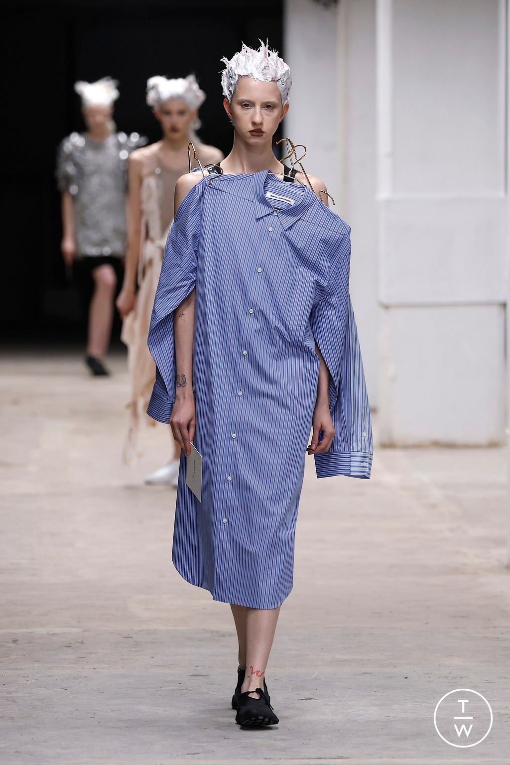 Fashion Week Paris Spring/Summer 2026 look 5 from the Junya Watanabe collection 女装