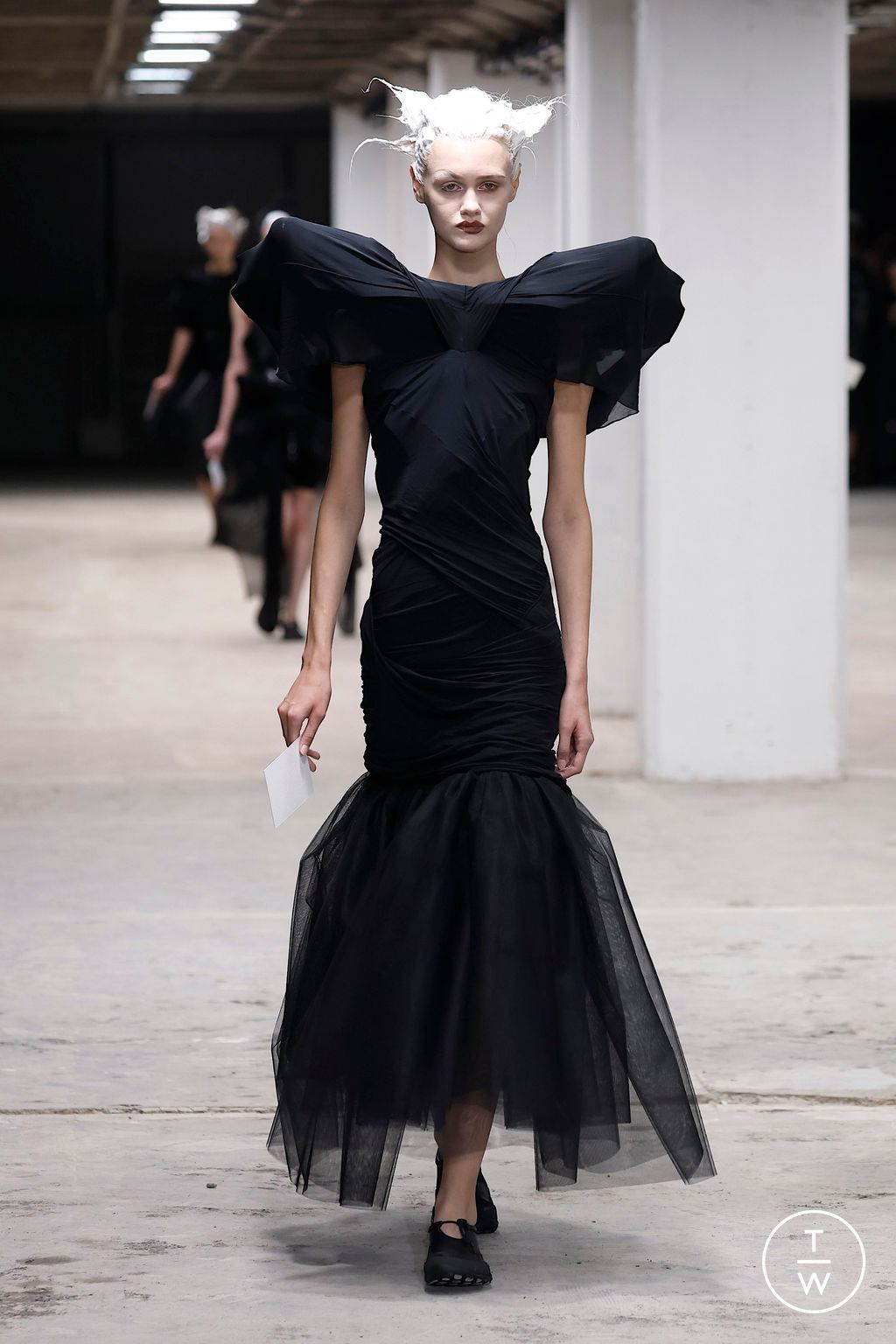 Fashion Week Paris Spring/Summer 2026 look 10 de la collection Junya Watanabe womenswear