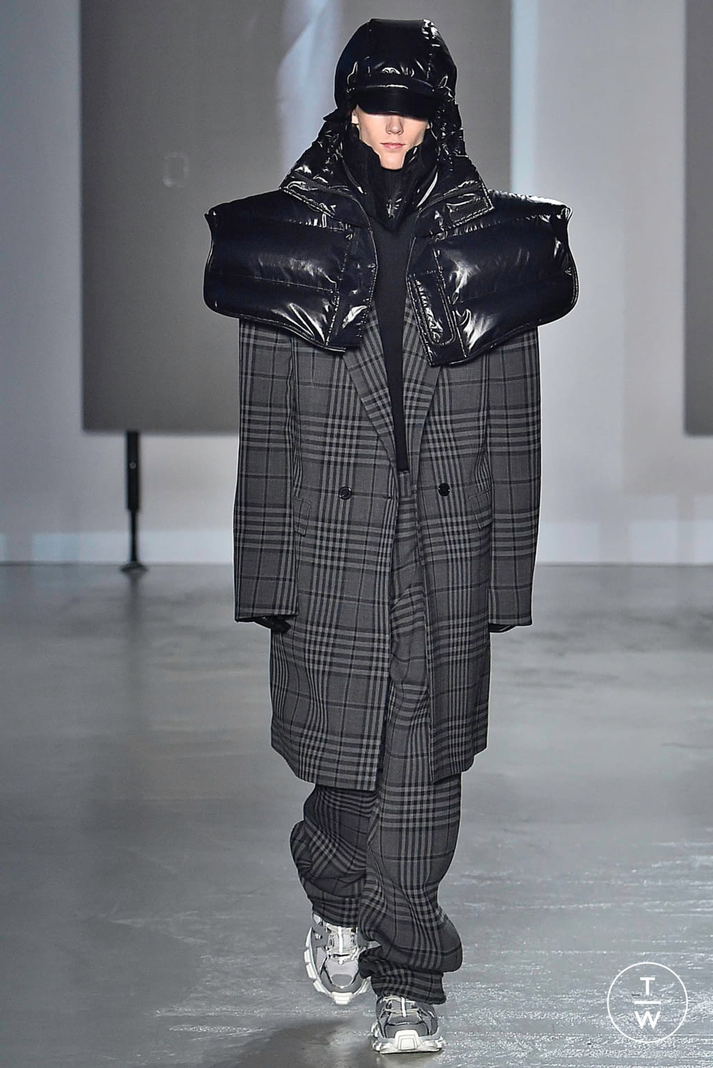 Fashion Week Paris Fall/Winter 2019 look 5 from the Juun.J collection 男装