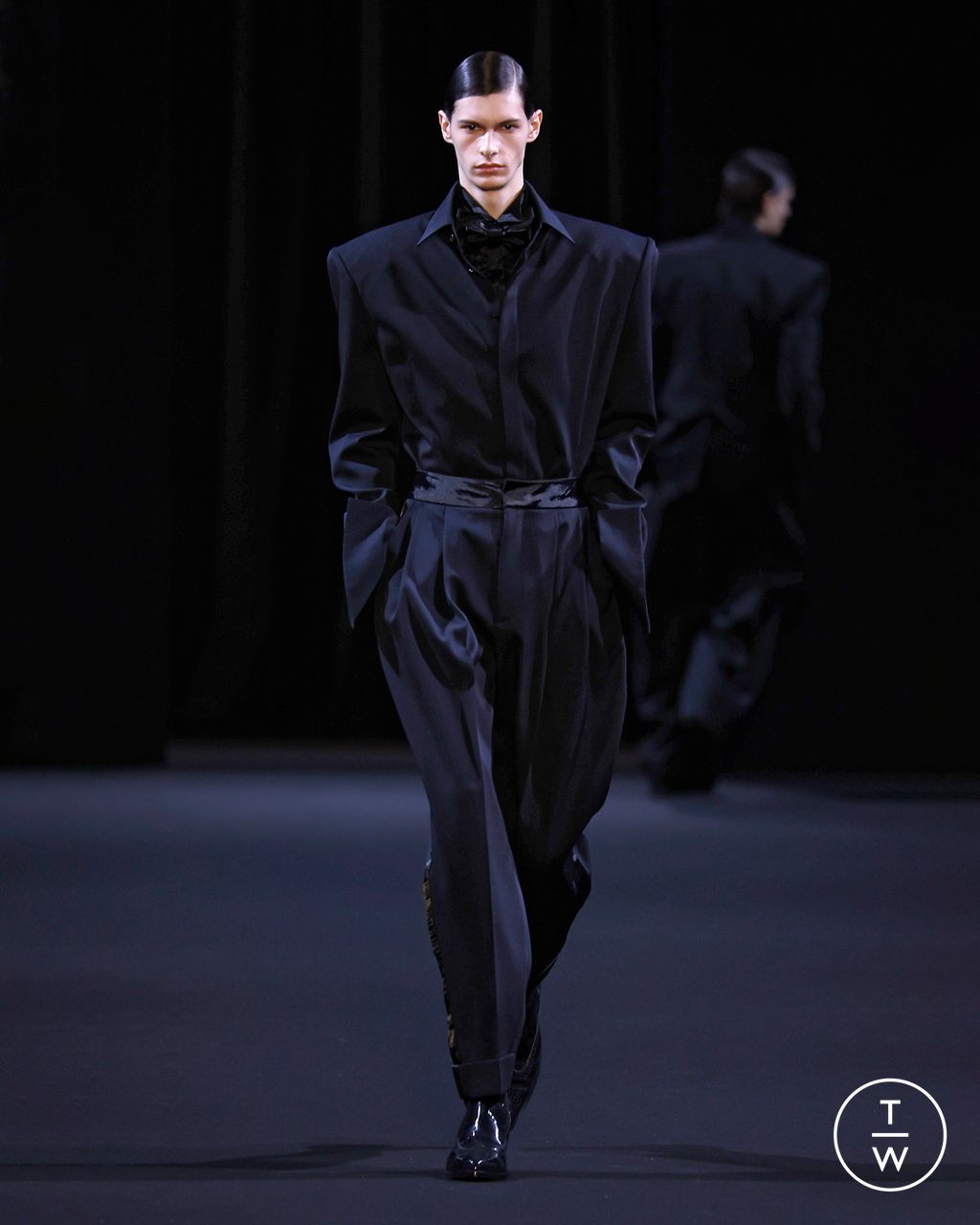 Fashion Week Paris Fall/Winter 2026 look 3 from the Juun.J collection menswear