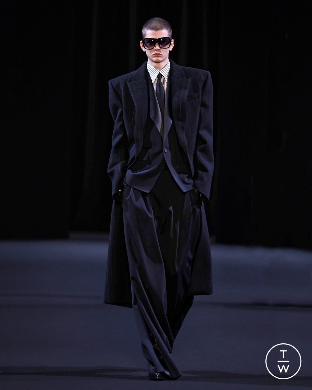 Fashion Week Paris Fall/Winter 2026 look 9 from the Juun.J collection 男装