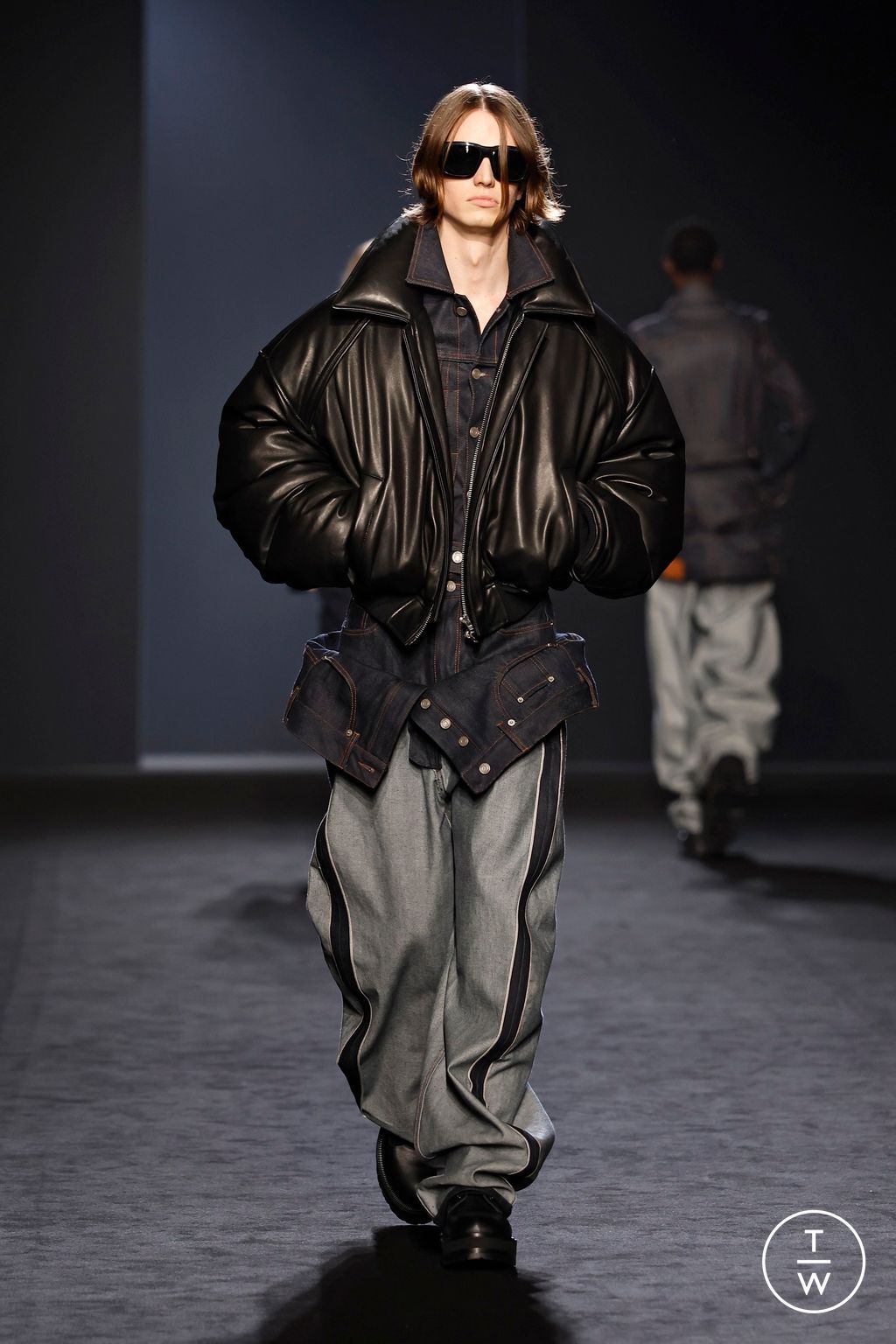 Fashion Week Paris Fall/Winter 2025 look 11 from the Juun.J collection menswear