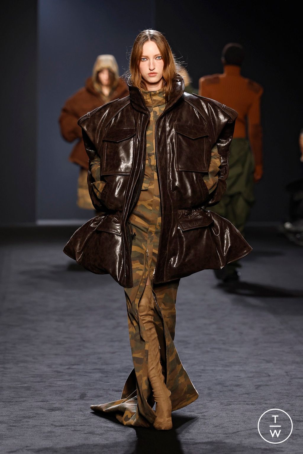 Fashion Week Paris Fall/Winter 2025 look 29 from the Juun.J collection menswear