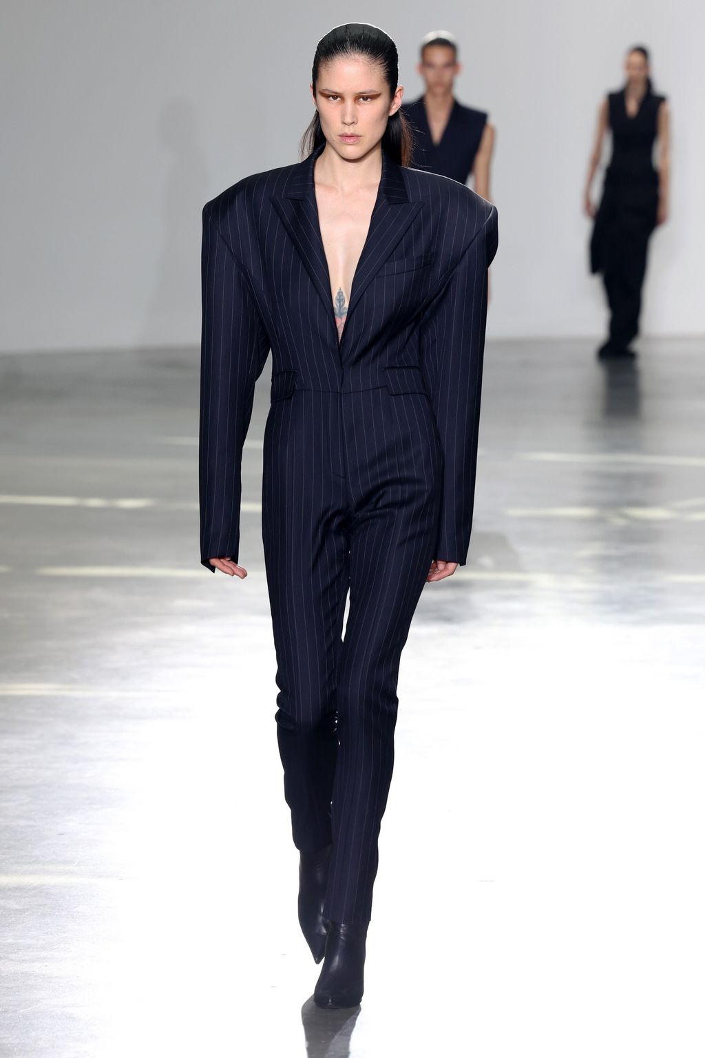 Fashion Week Paris Spring/Summer 2024 look 9 from the Juun.J collection menswear