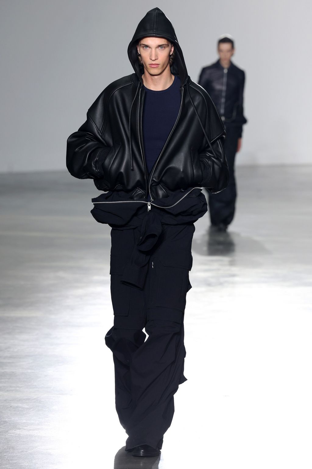 Fashion Week Paris Spring/Summer 2024 look 28 from the Juun.J collection menswear
