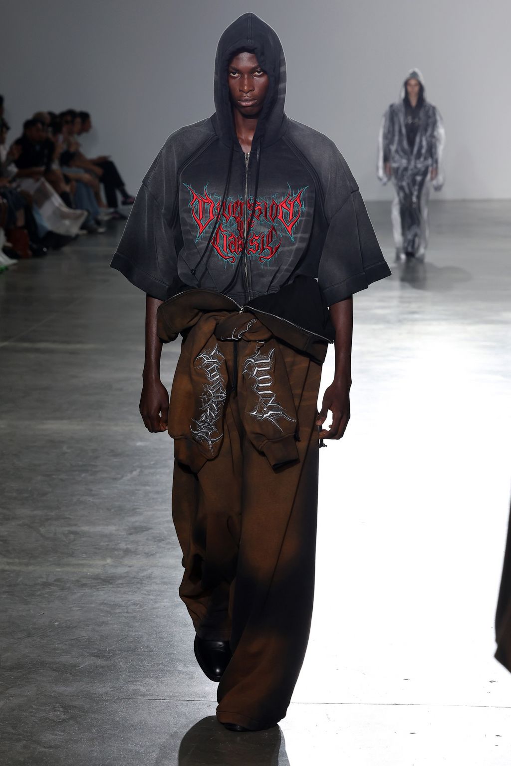 Fashion Week Paris Spring/Summer 2024 look 35 from the Juun.J collection 男装