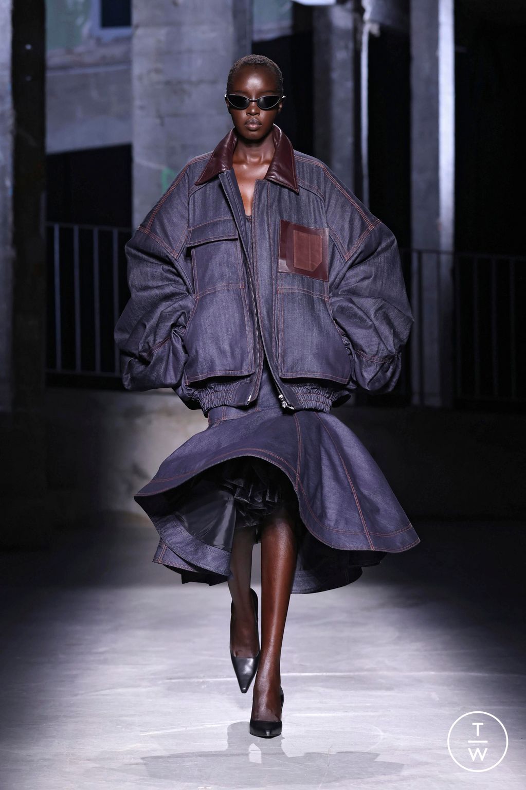 Fashion Week Paris Spring/Summer 2025 look 1 from the Juun.J collection menswear