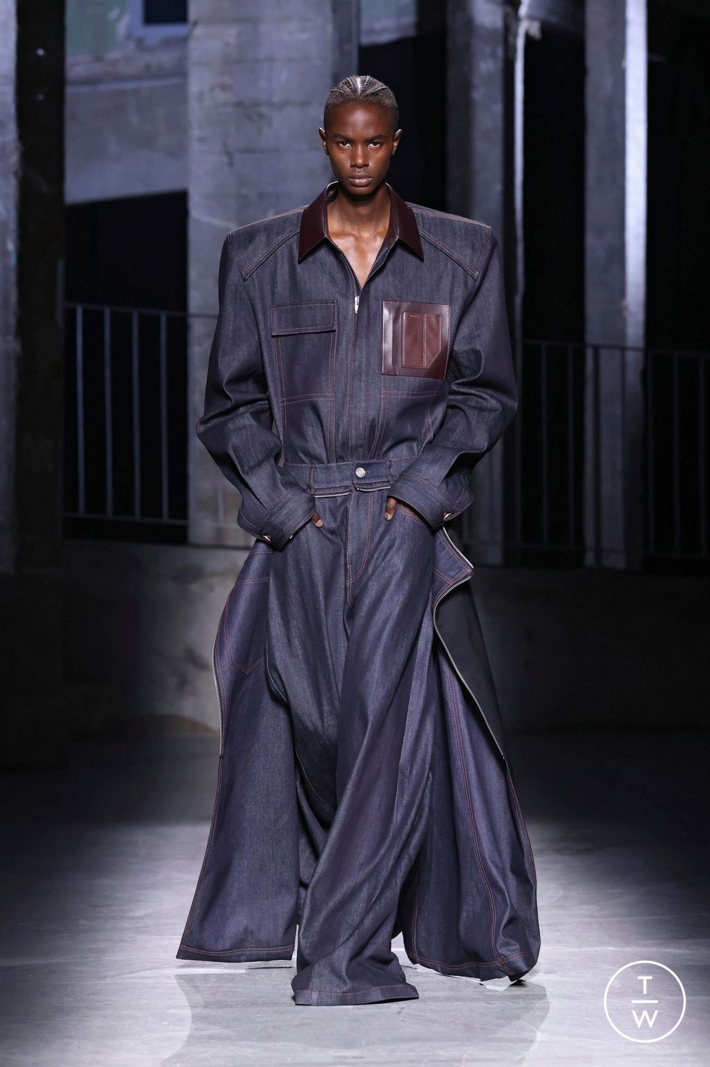 Fashion Week Paris Spring-Summer 2025 look 6 from the Juun.J collection menswear