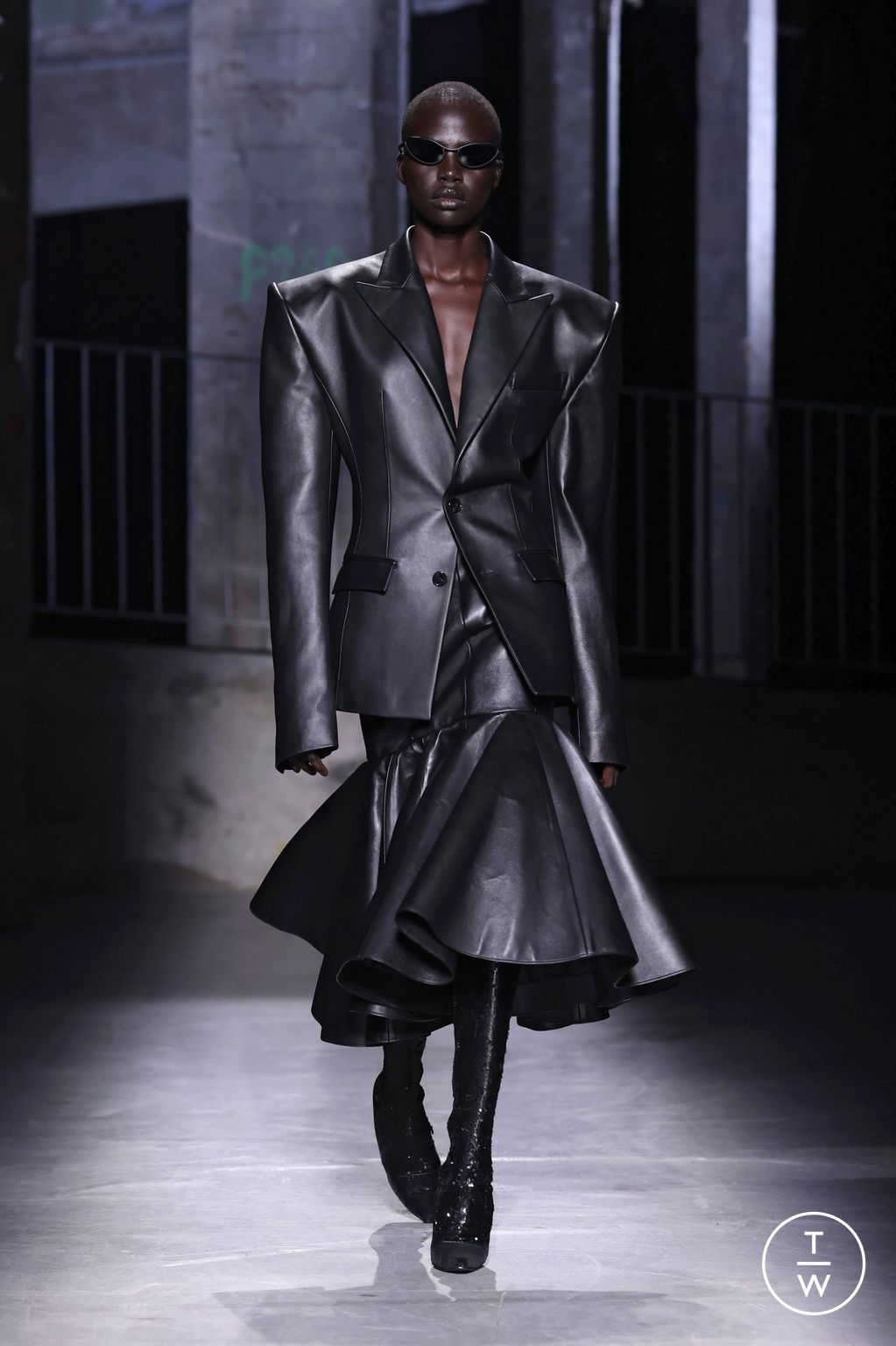 Fashion Week Paris Spring-Summer 2025 look 22 de la collection Juun.J menswear