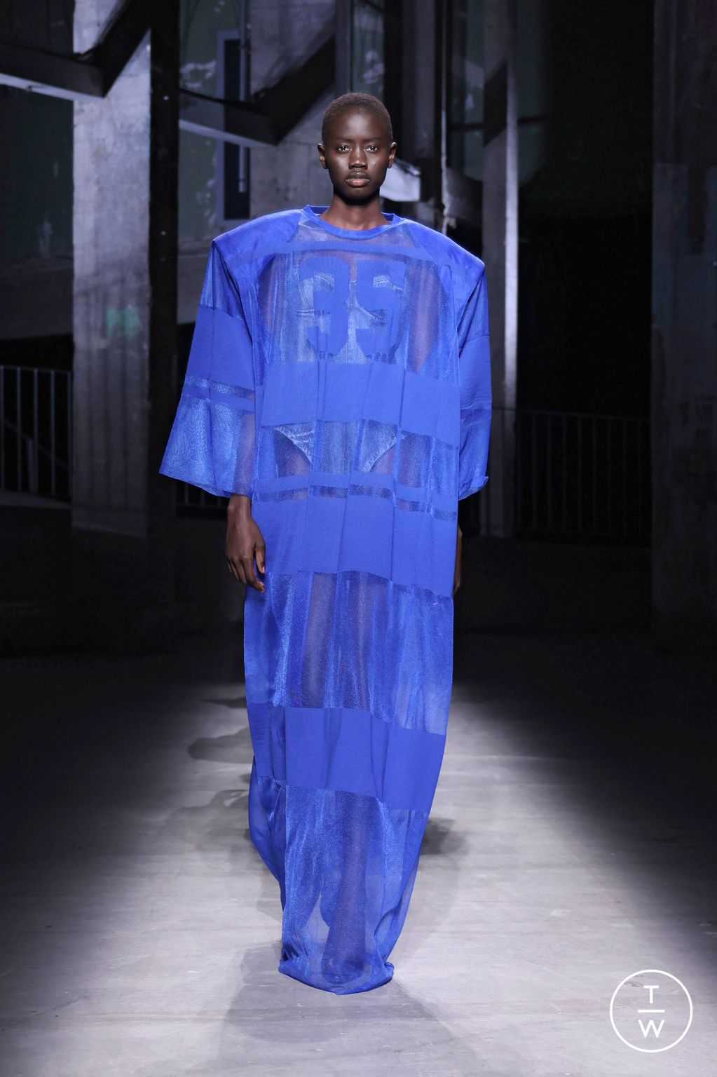 Fashion Week Paris Spring-Summer 2025 look 41 de la collection Juun.J menswear