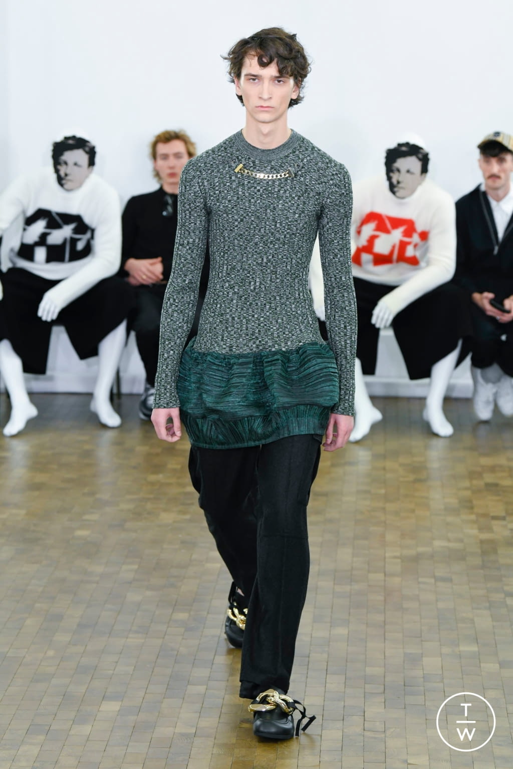 Fashion Week Paris Fall/Winter 2020 look 8 from the JW Anderson collection 男装
