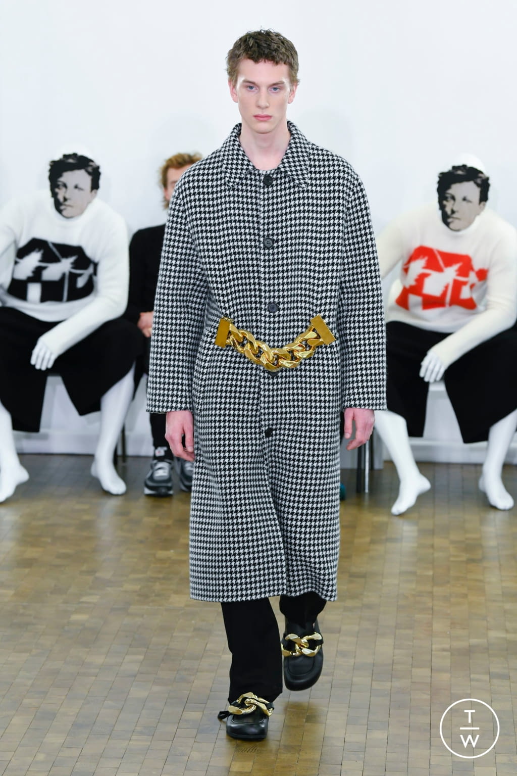 Fashion Week Paris Fall/Winter 2020 look 18 from the JW Anderson collection 男装